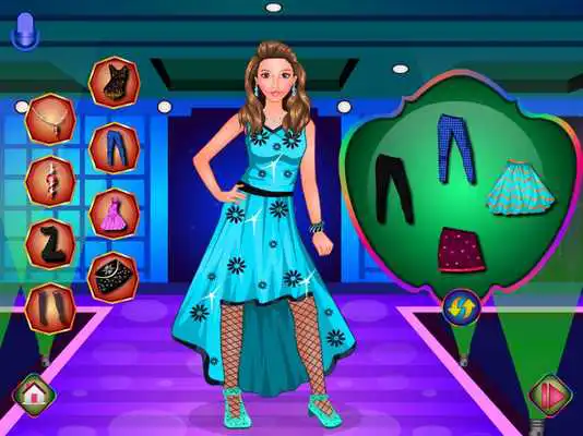Play Fashion DressUp Girl Games