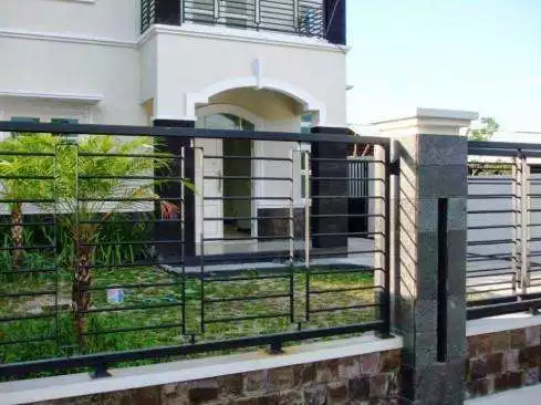 Play fence house design