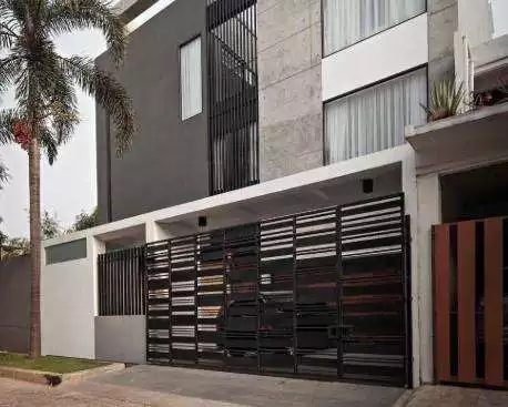 Play fence house design