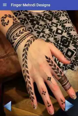 Play Fingers Mehndi Design