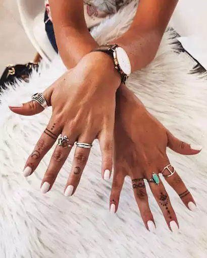 Play Finger Tattoos  and enjoy Finger Tattoos with UptoPlay