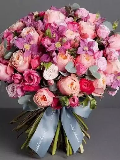 Play Flower Arrangement Ideas as an online game Flower Arrangement Ideas with UptoPlay