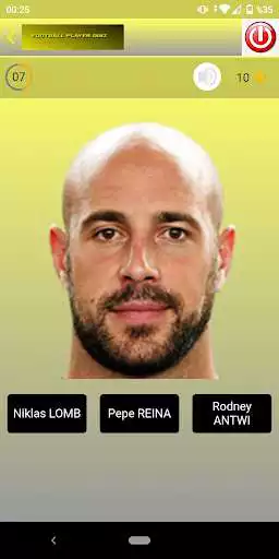 Play Football Player Quiz as an online game Football Player Quiz with UptoPlay