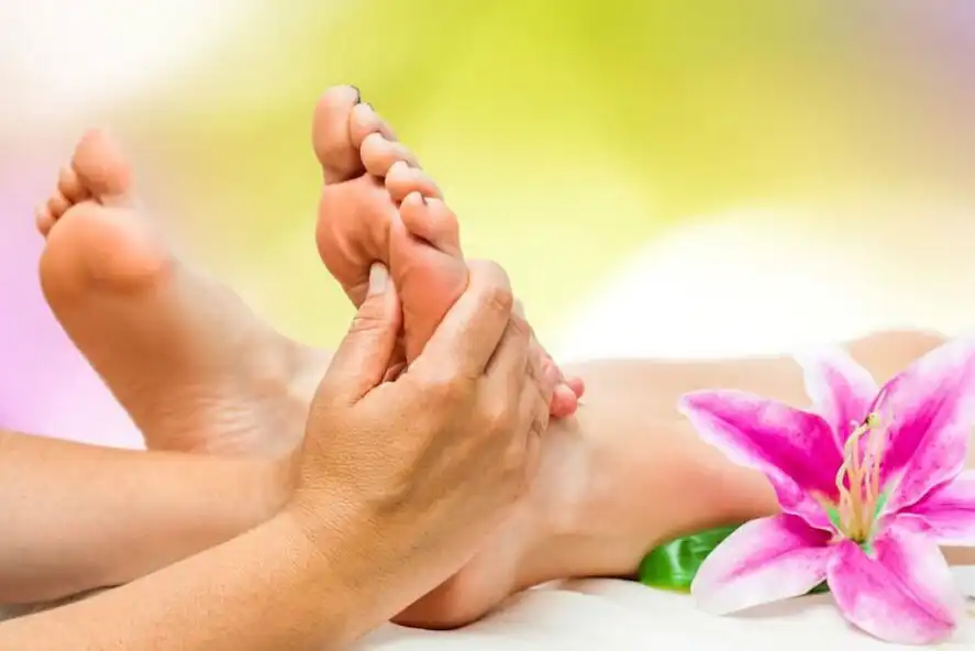 Play Foot Reflexology Guide as an online game Foot Reflexology Guide with UptoPlay