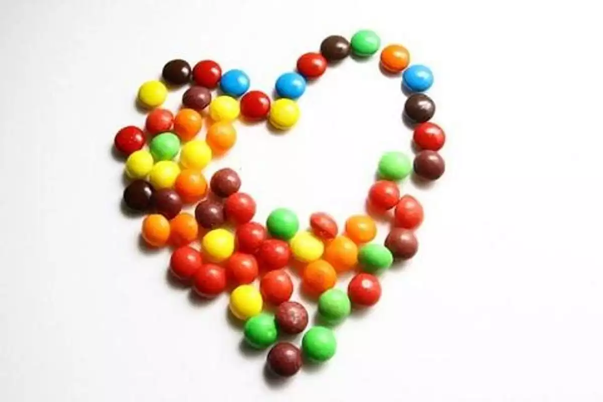 Play Free Colourful Images