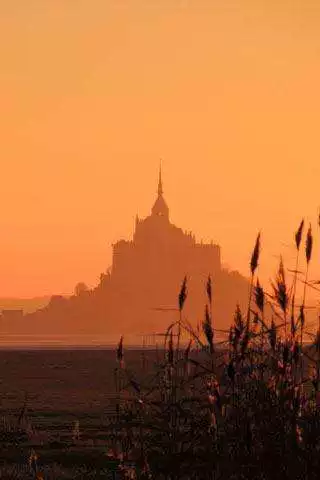 Play Free France puzzle with beautiful photos by FEI