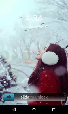 Play Funny Holidays 3D Locker Theme