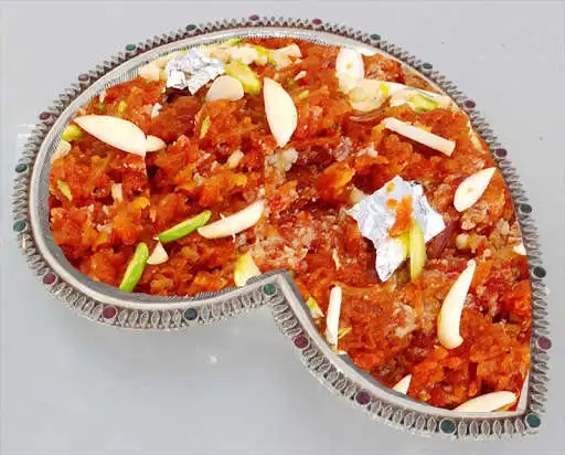 Play Gajar & Locki Ka Halwa English  and enjoy Gajar & Locki Ka Halwa English with UptoPlay