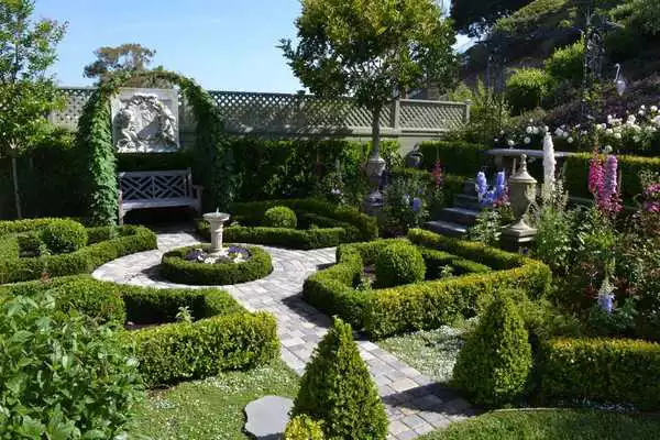 Play Garden Center