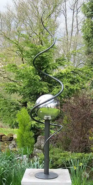 Play Garden Sculptre as an online game Garden Sculptre with UptoPlay