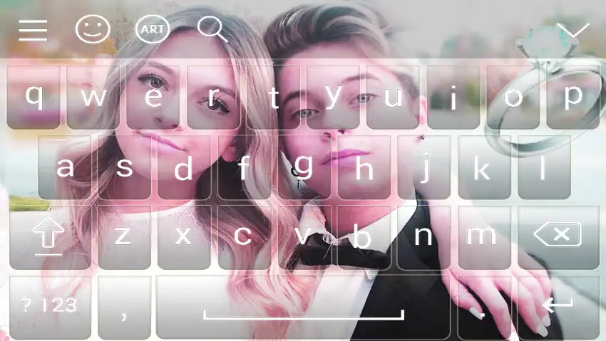 Play Gavin And Coco Quinn keyboard as an online game Gavin And Coco Quinn keyboard with UptoPlay