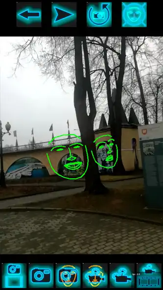 Play Ghost face detector as an online game Ghost face detector with UptoPlay