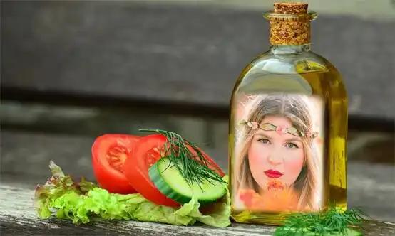 Play Glass Bottle Photo Frames as an online game Glass Bottle Photo Frames with UptoPlay