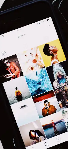 Play Glow Gallery as an online game Glow Gallery with UptoPlay