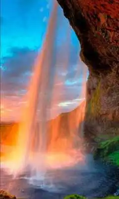 Play Gold Waterfall 2016