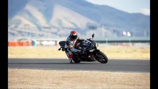 Play APK GP Race Wallpapers  and enjoy GP Race Wallpapers with UptoPlay com.FreeWind.app0021