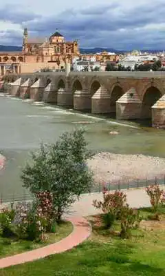 Play Guadalquivir Rivers Wallpaper