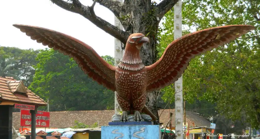 Play Guruvayur: News,Info, Events, Room, Powered by GOL  and enjoy Guruvayur: News,Info, Events, Room, Powered by GOL with UptoPlay