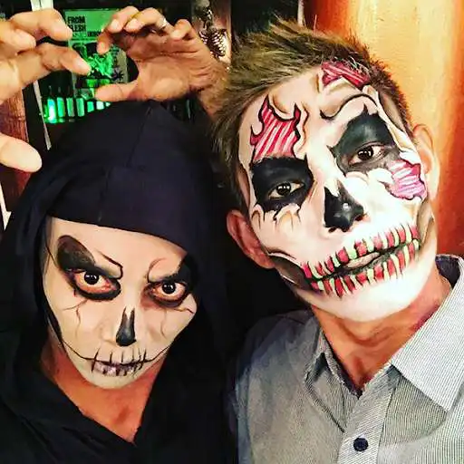 Free play online Halloween Costume Ideas APK