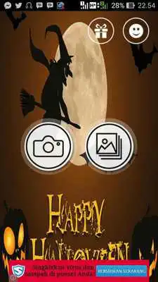 Play Halloween Photo