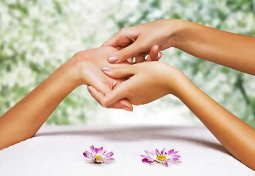Play Hand Massage Guide as an online game Hand Massage Guide with UptoPlay