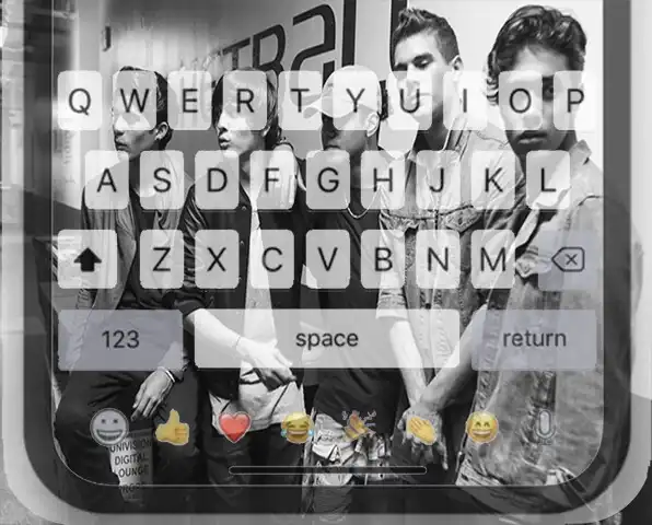 Play Handsome Cute Keyboard Theme as an online game Handsome Cute Keyboard Theme with UptoPlay