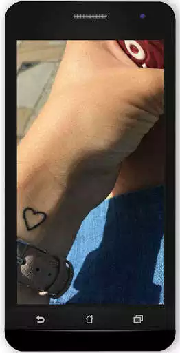 Play Heart Tattoos  and enjoy Heart Tattoos with UptoPlay