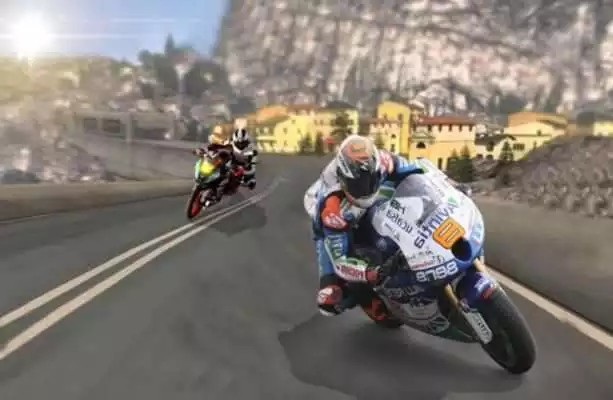 Play Heavy bike moto racer
