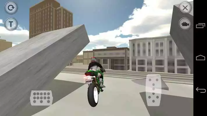 Play Heavy Motor Racer