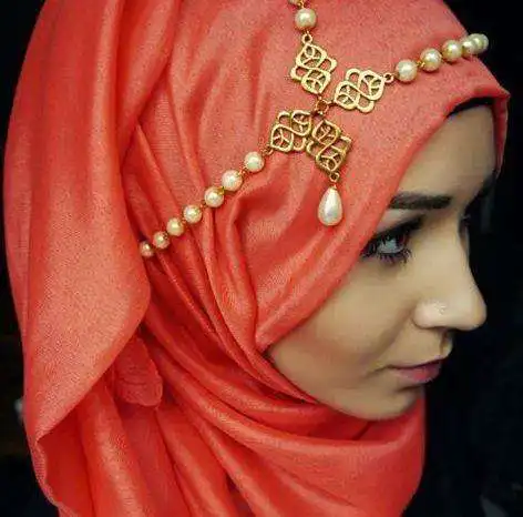 Play Hijab Accessories Ideas  and enjoy Hijab Accessories Ideas with UptoPlay