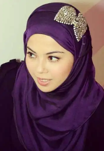 Play Hijab Accessories Ideas as an online game Hijab Accessories Ideas with UptoPlay