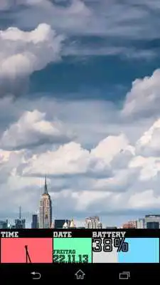 Play Holoid - UCCW holo clock