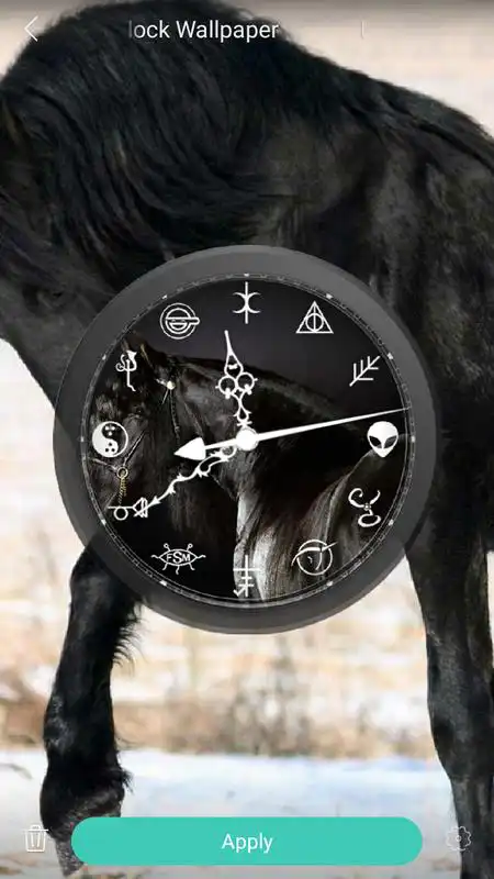 Play Horse Analog Clock Live Wallpaper
