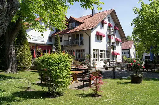 Play HOTEL SEEHOF Wessling am See  and enjoy HOTEL SEEHOF Wessling am See with UptoPlay