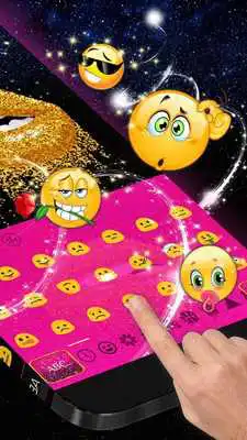Play Hot Golden Lips Keyboard Theme