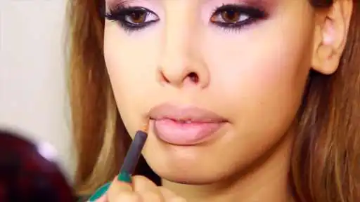 Play APK How to Fake Big Lips  and enjoy How to Fake Big Lips with UptoPlay com.EDELYSTUDIOS.howtofakebiglips