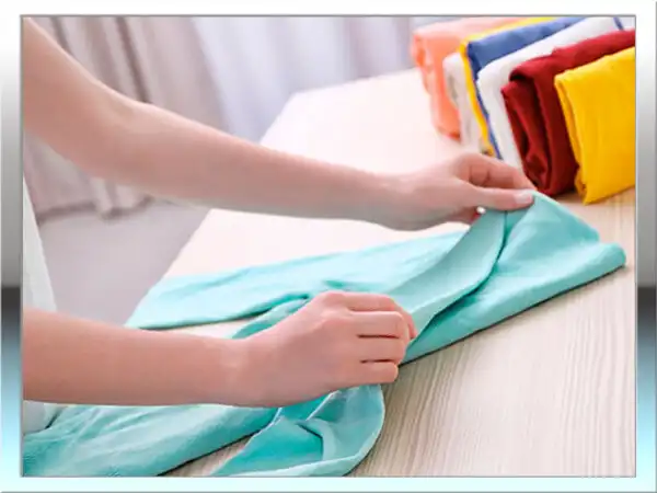 Play How to fold clothes  and enjoy How to fold clothes with UptoPlay