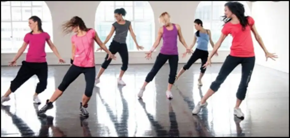 Play How to lose weight dancing  and enjoy How to lose weight dancing with UptoPlay
