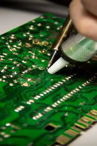 Play How to solder as an online game How to solder with UptoPlay