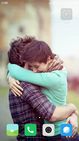 Play Hug  Wallpaper as an online game Hug  Wallpaper with UptoPlay