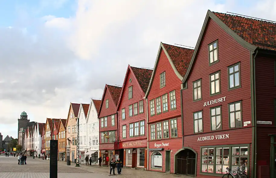 Play Hvor hendte det i Bergen. as an online game Hvor hendte det i Bergen. with UptoPlay