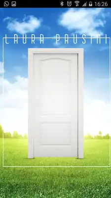 Play iLaura