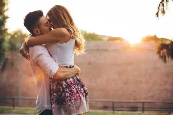 Play i love my husband image - love couple photo