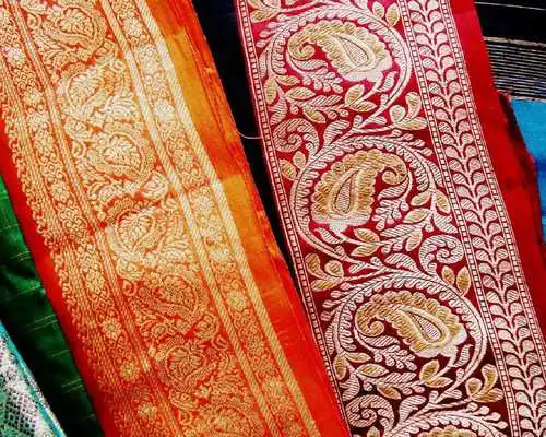 Play Indian Silk Wallpapers