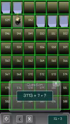 Play i Qube Math