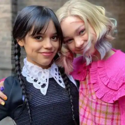 Play Jenna Ortega Emma Wallpaper APK Play Jenna Ortega Emma Wallpaper APK