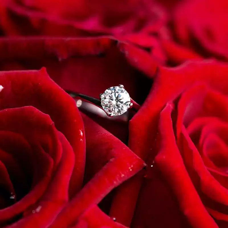 Play Jewelry Live Wallpaper
