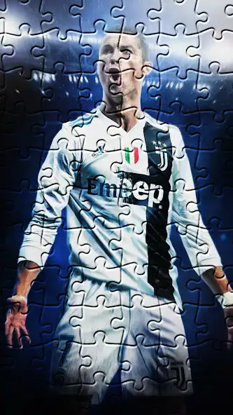 Play Jigsaw Cristiano Ronaldo CR7 as an online game Jigsaw Cristiano Ronaldo CR7 with UptoPlay