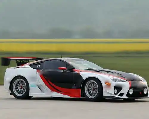 Play Jigsaw Lexus LFA Race Car