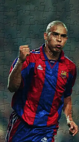 Play Jigsaw Puzzle Ronaldo  and enjoy Jigsaw Puzzle Ronaldo with UptoPlay